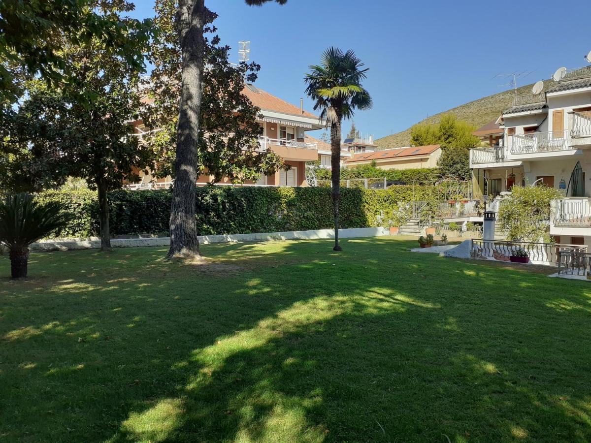 La Bouganville Formia Exterior photo